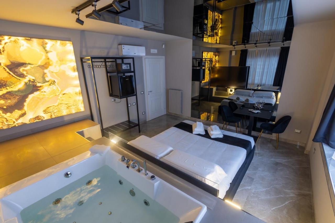 Maximum Exclusive Suite & Spa Palermo Luaran gambar
