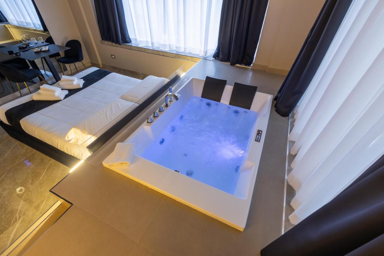 Maximum Exclusive Suite & Spa Palermo Luaran gambar