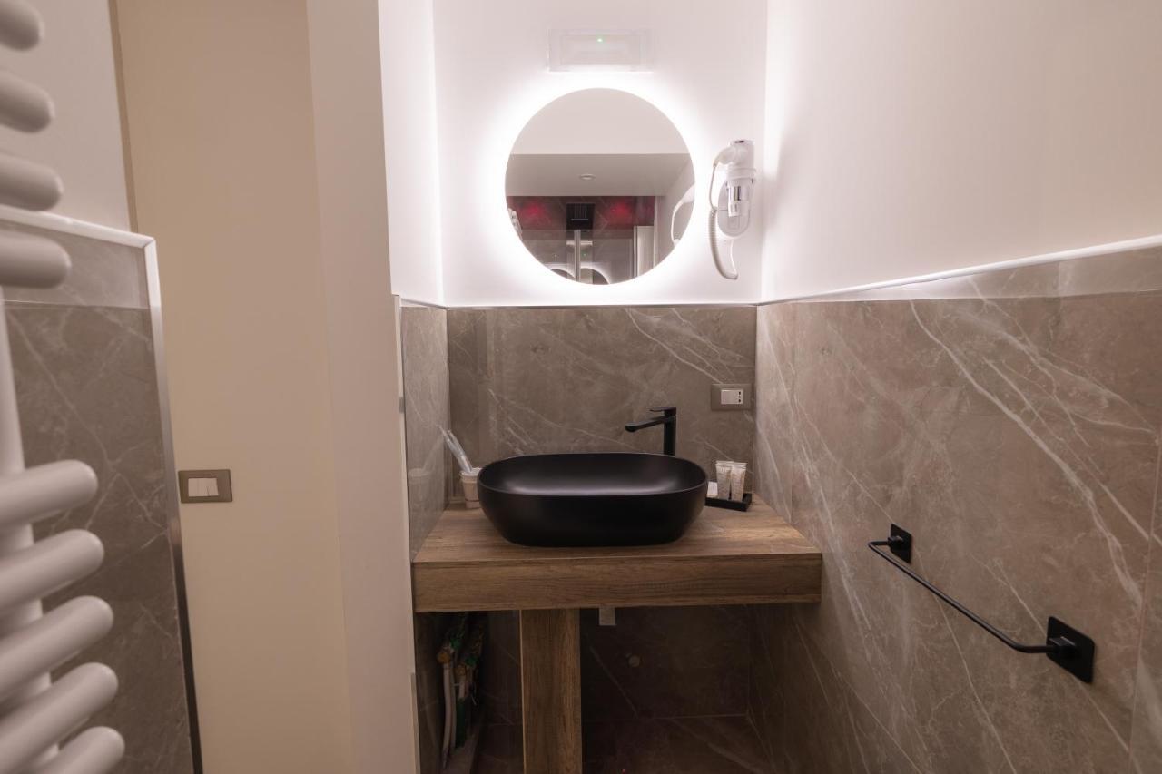 Maximum Exclusive Suite & Spa Palermo Luaran gambar