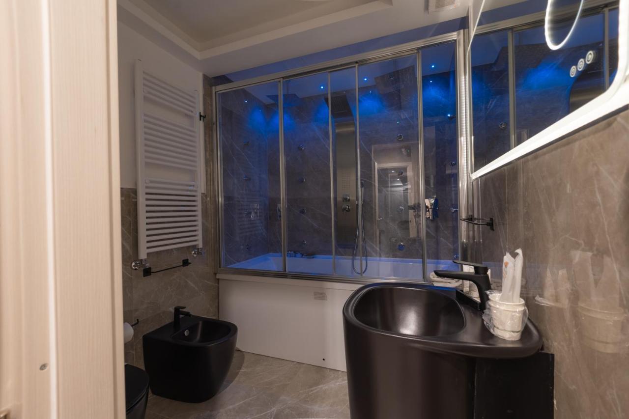 Maximum Exclusive Suite & Spa Palermo Luaran gambar